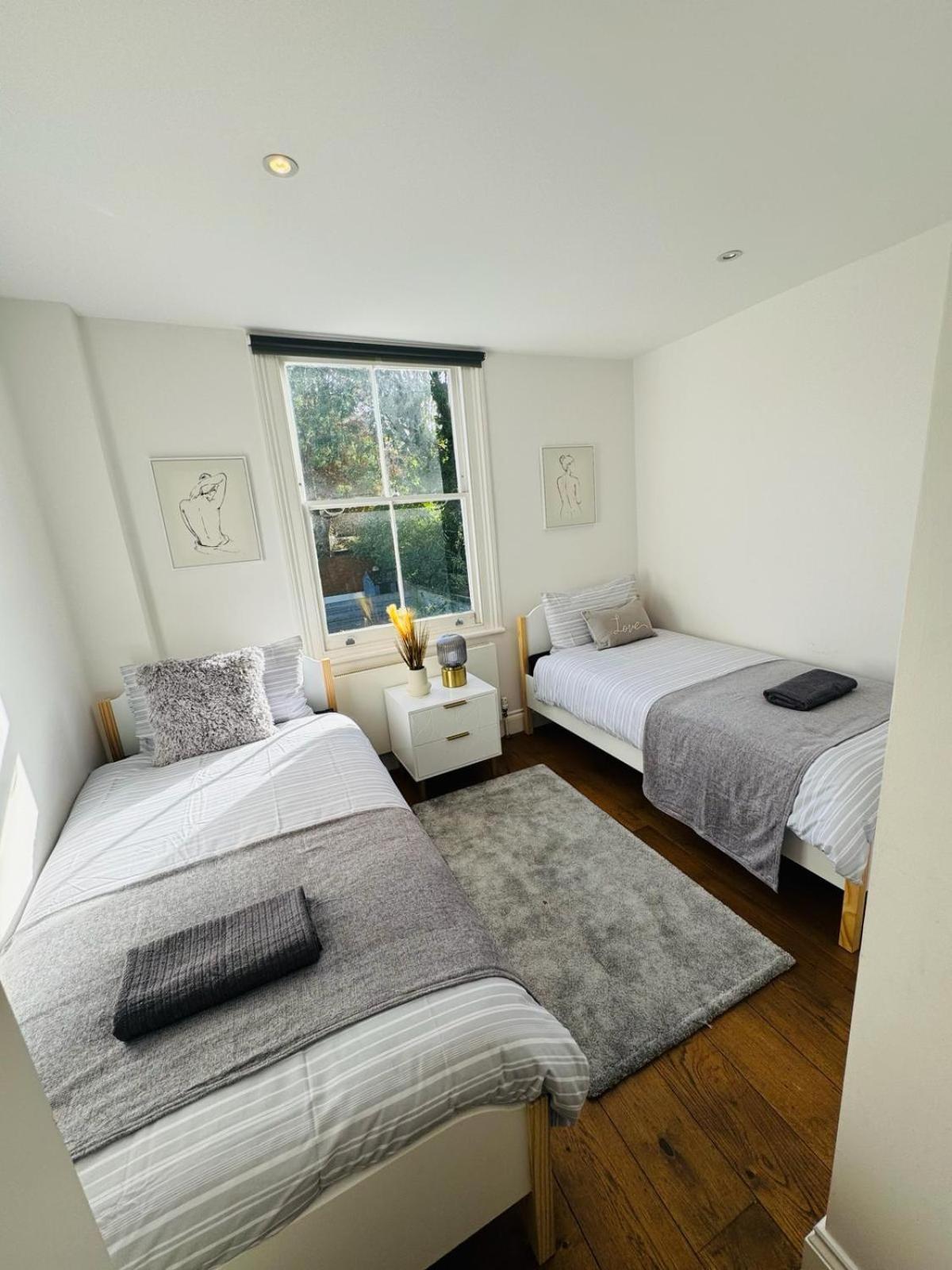 דירות לונדון Stunning Flat In Chiswick מראה חיצוני תמונה